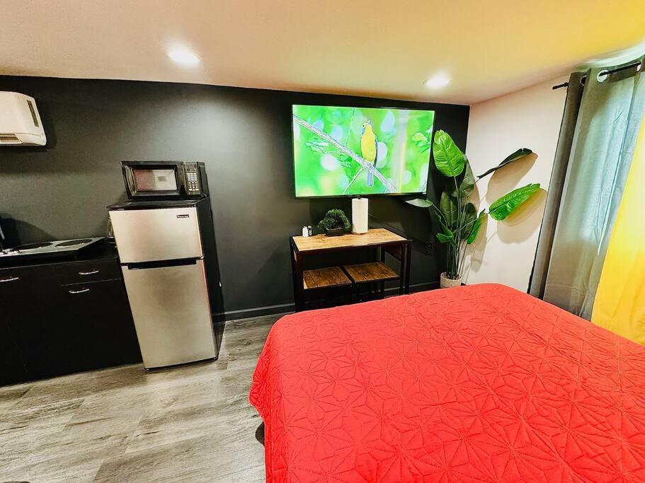 New Tiny Home Uptown ฟีนิกซ์ ภายนอก รูปภาพ