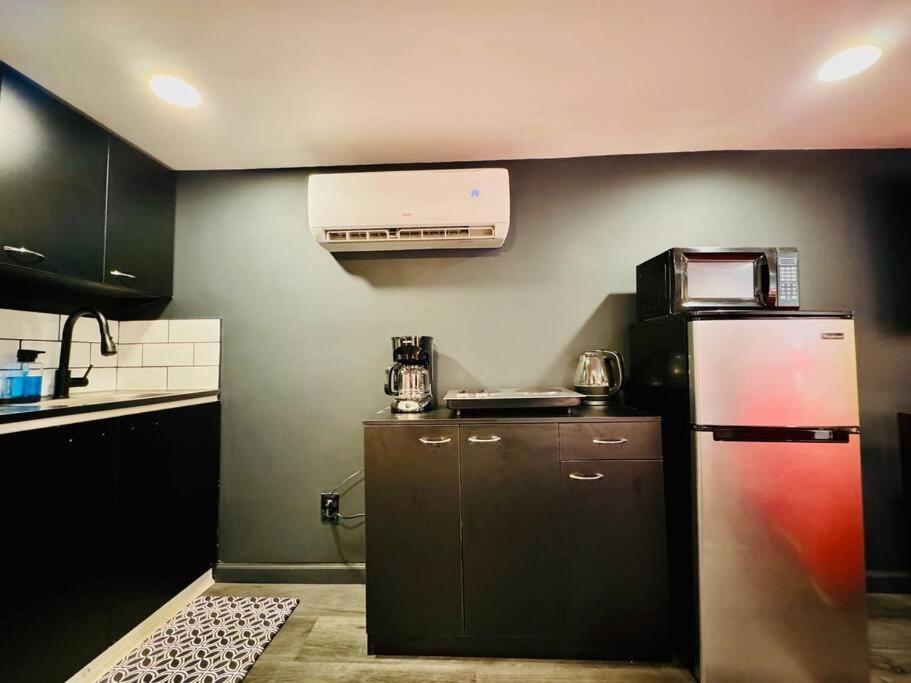 New Tiny Home Uptown ฟีนิกซ์ ภายนอก รูปภาพ